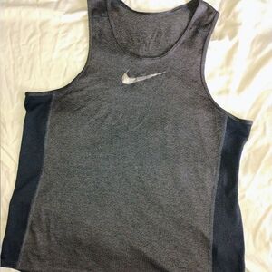 NIKE Tank Top